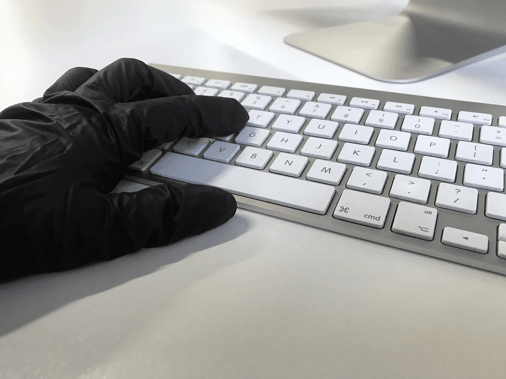 image 26 - The Best Gloves for Programmers & Developers – 2022 Guide